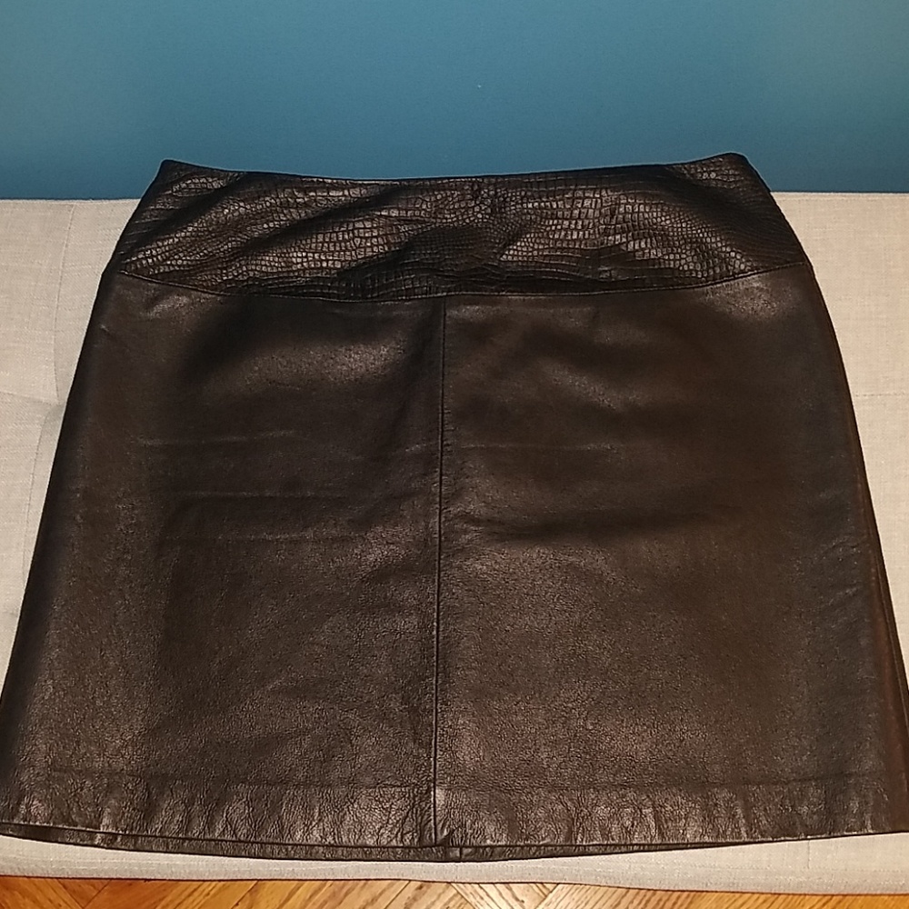 Apostrophe Leather Skirt